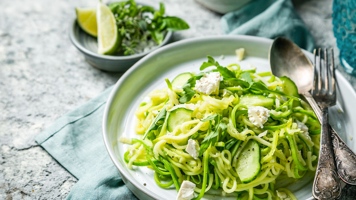 Zucchini-Nudelsalat – für die kalorienbewusste Ernährung
